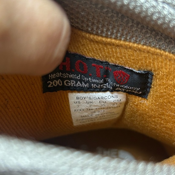 NEW The North Face 200 gr Insulation Waterproof Slip On Boots Boys, Size 3 - Picture 9 of 15